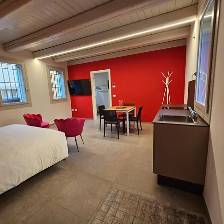Palazzo Glicine 3* קוטיניולה