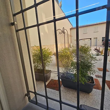 Palazzo Glicine מלון דירות 3*
