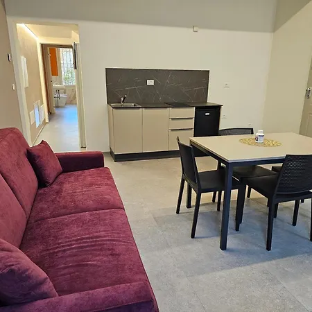 Palazzo Glicine Apart Otel