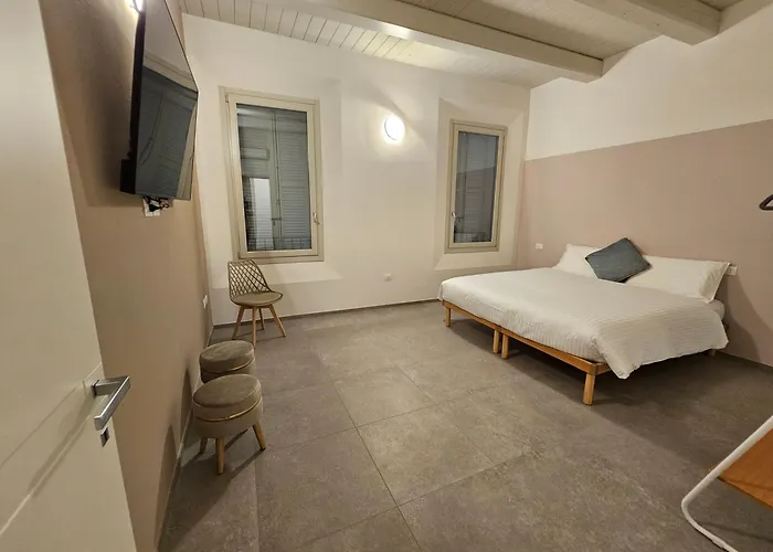 Palazzo Glicine 公寓式酒店 3*